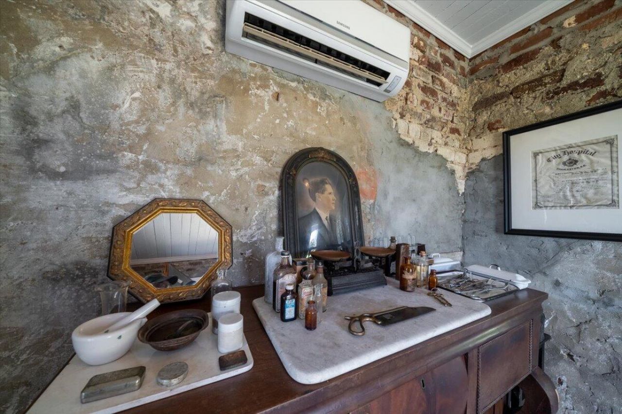 8488 Middleton Point Lane Photo 69