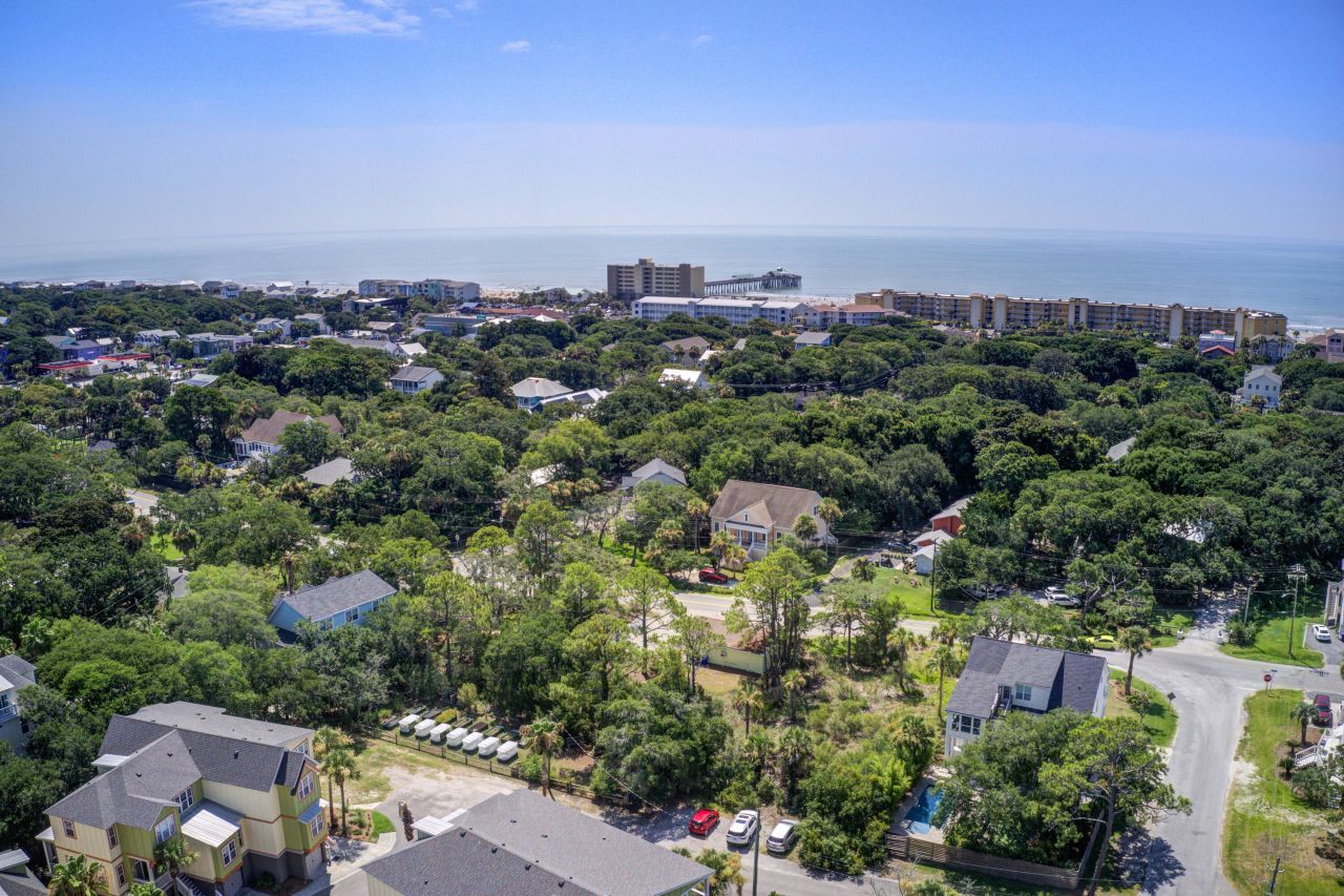 208 W Indian Avenue Photo 5