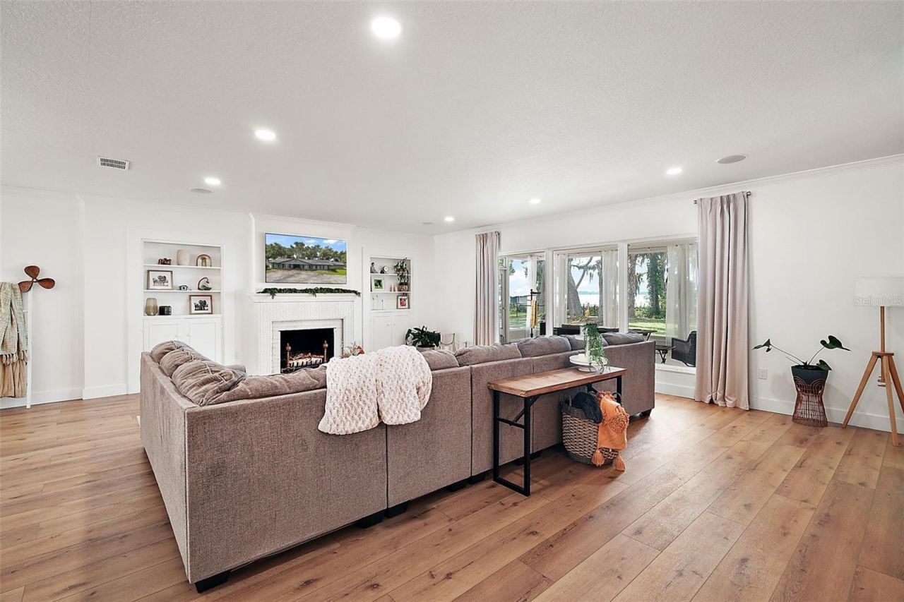 3020 Indian Trail, Eustis, FL 32726 Photo