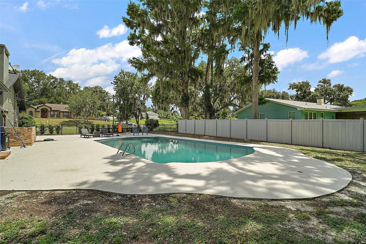 3020 Indian Trail, Eustis, FL 32726 Photo