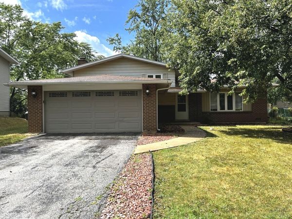 5110 Arquilla Drive, Richton Park, IL 60471