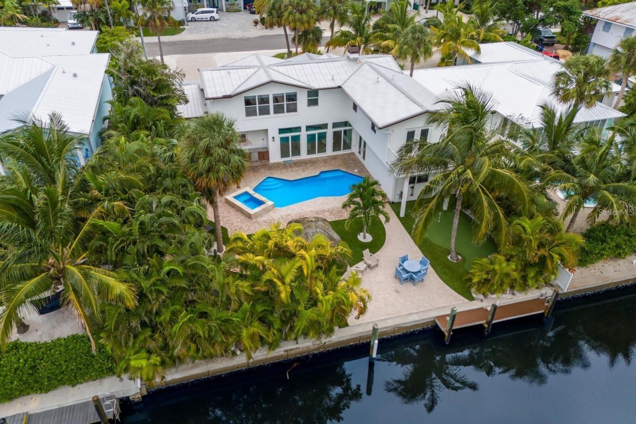 212 Oak Avenue Anna Maria FL - 1