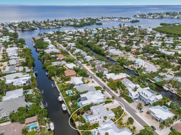 212 OAK AVENUE, ANNA MARIA, FL 34216