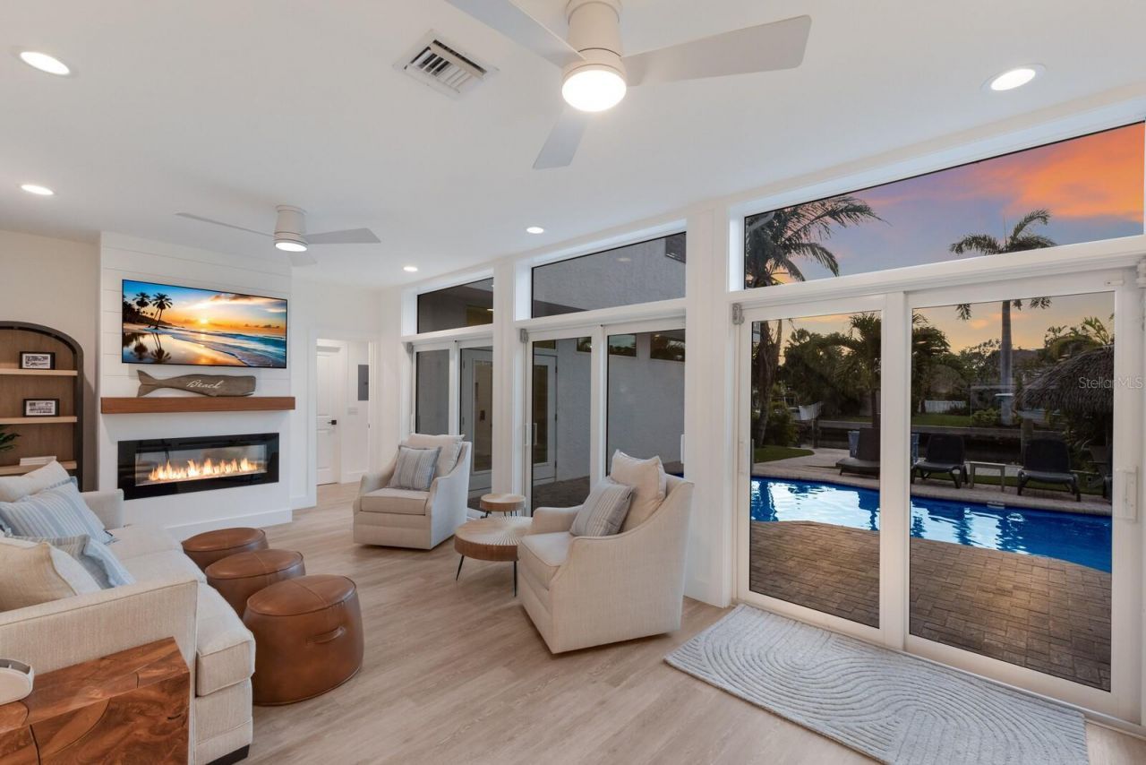 212 Oak Avenue, Anna Maria, FL 34216 Photo