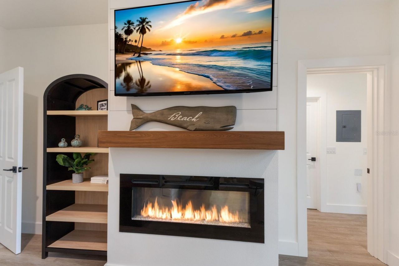 212 Oak Avenue, Anna Maria, FL 34216 Photo