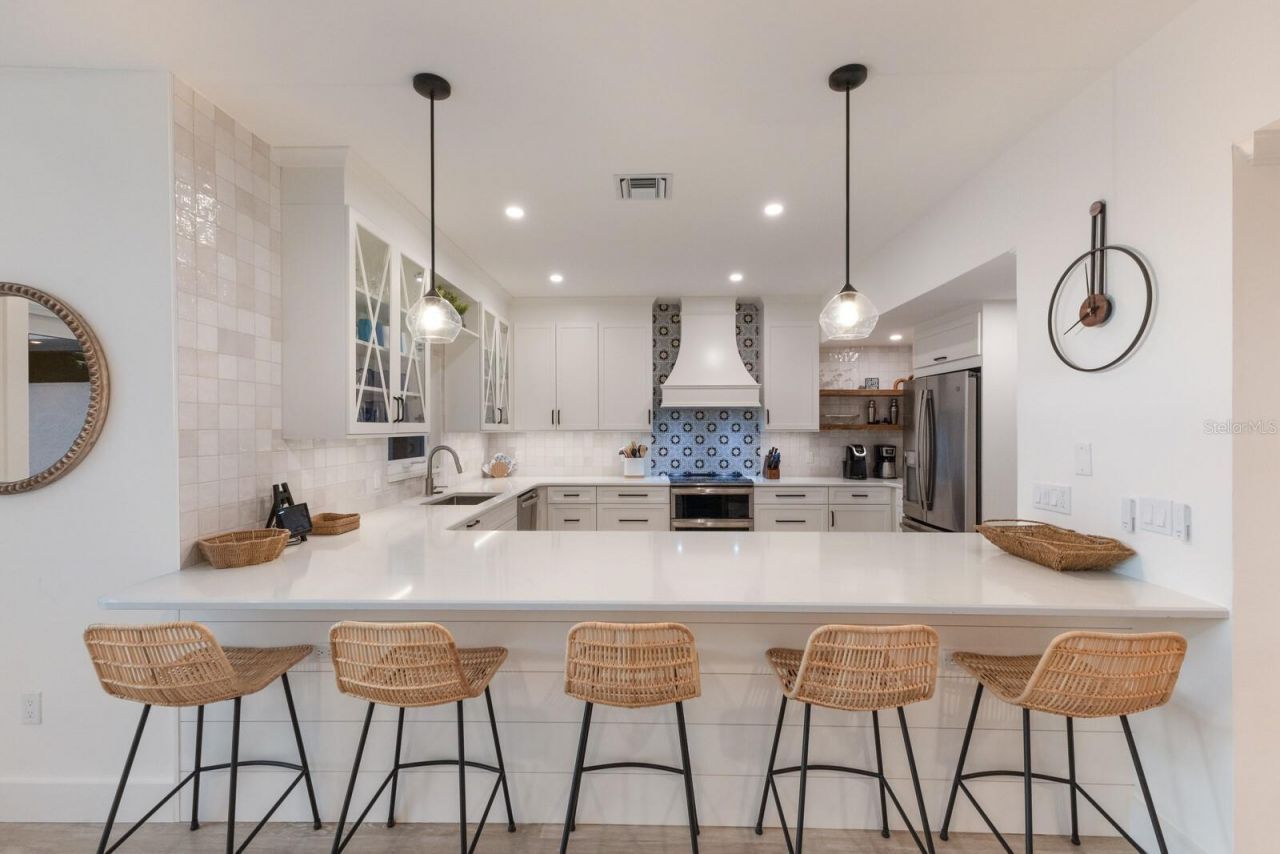 212 Oak Avenue, Anna Maria, FL 34216 Photo