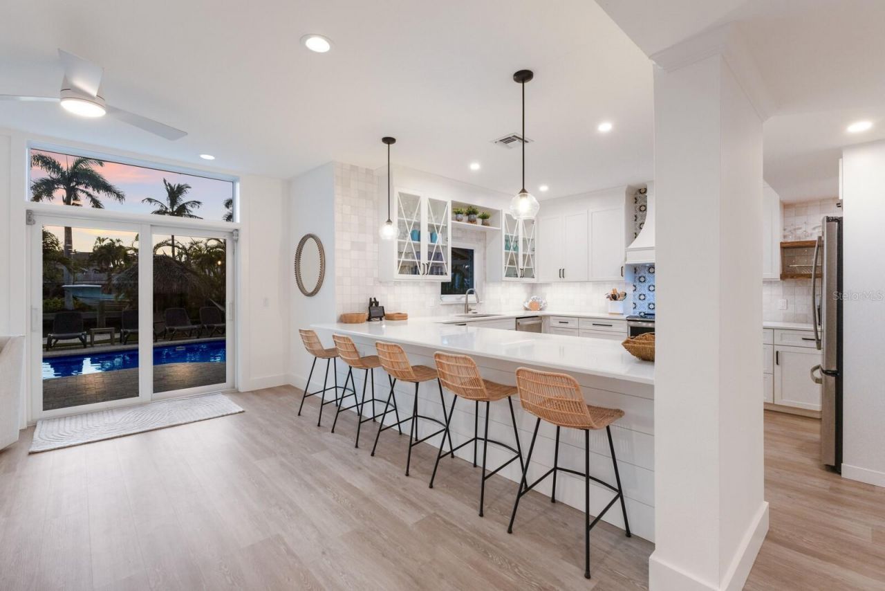 212 Oak Avenue, Anna Maria, FL 34216 Photo