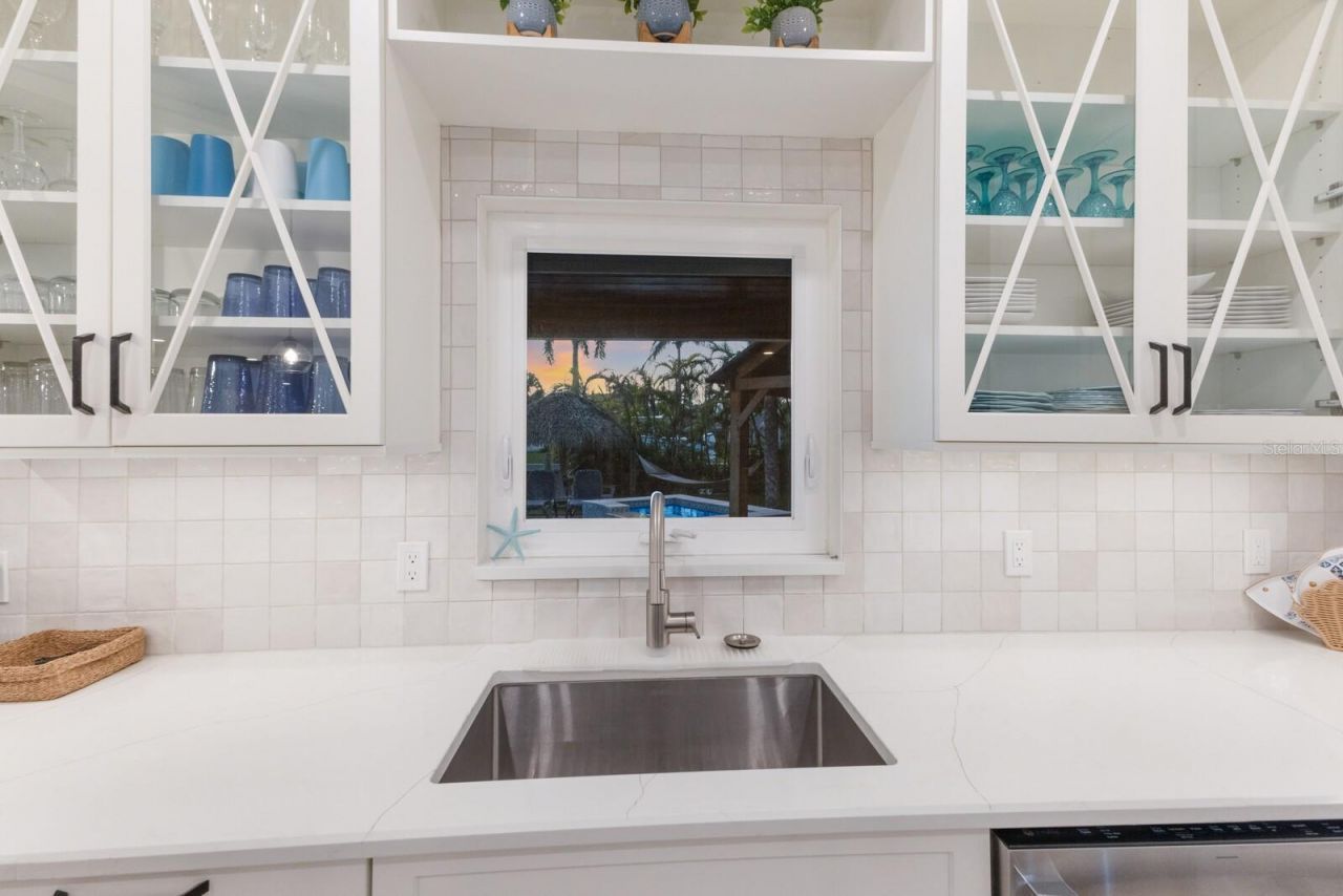 212 Oak Avenue, Anna Maria, FL 34216 Photo