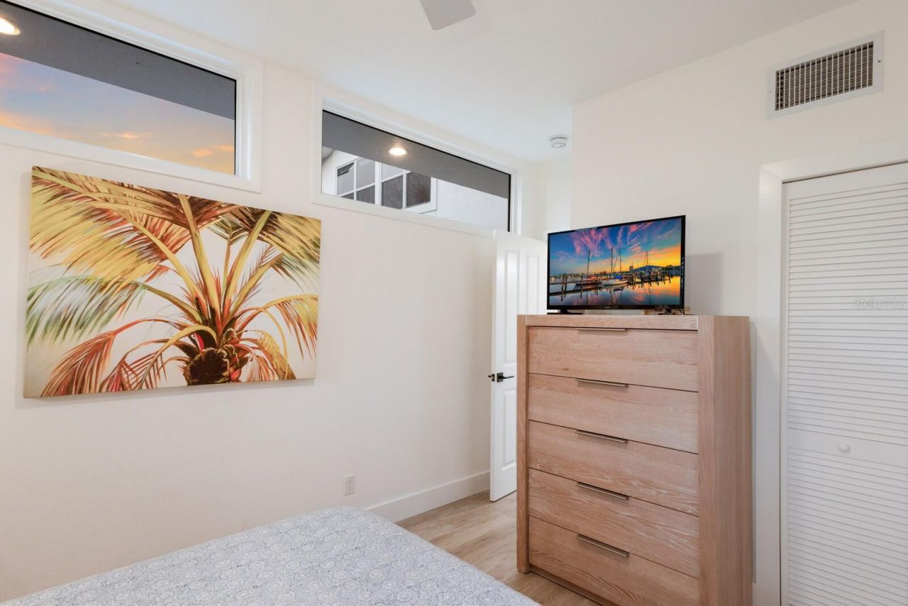 212 Oak Avenue, Anna Maria, FL 34216 Photo