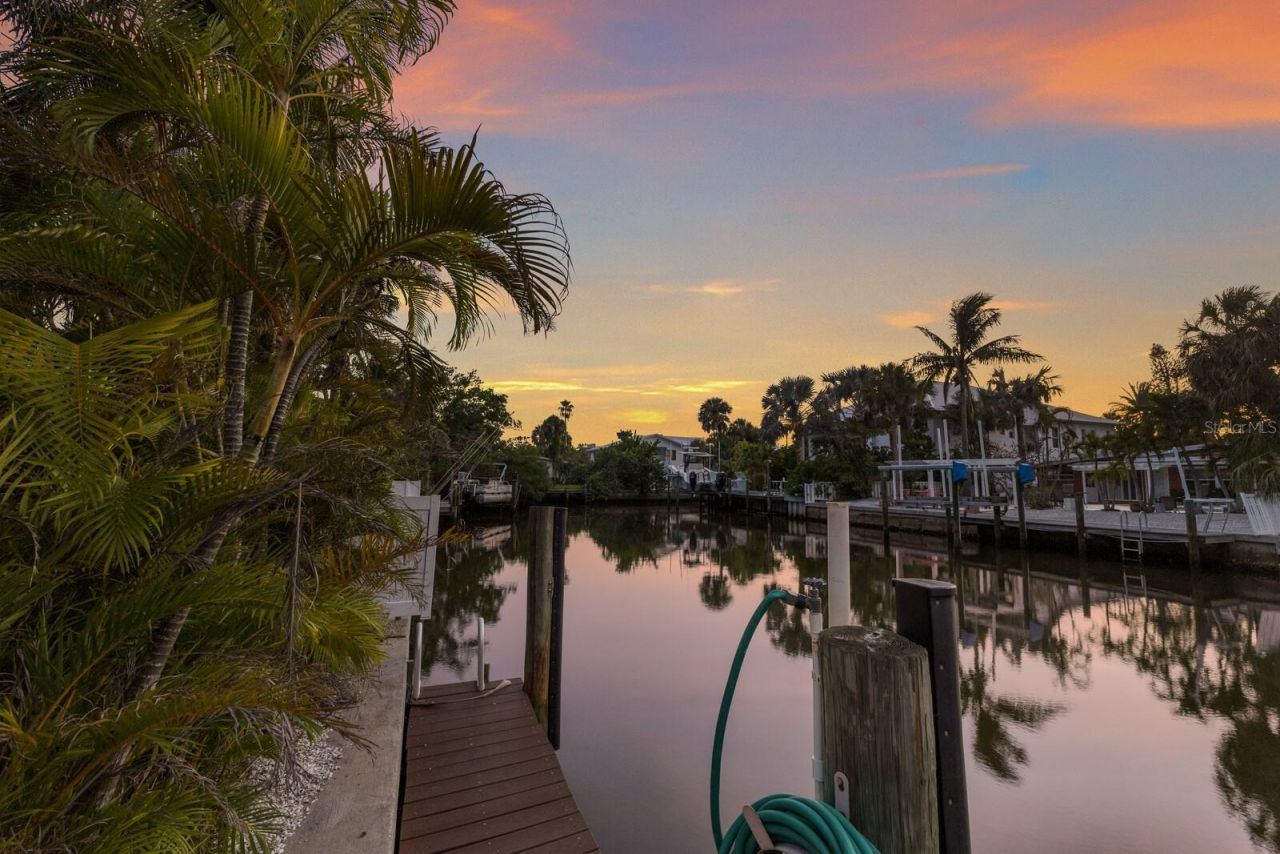 212 Oak Avenue, Anna Maria, FL 34216 Photo