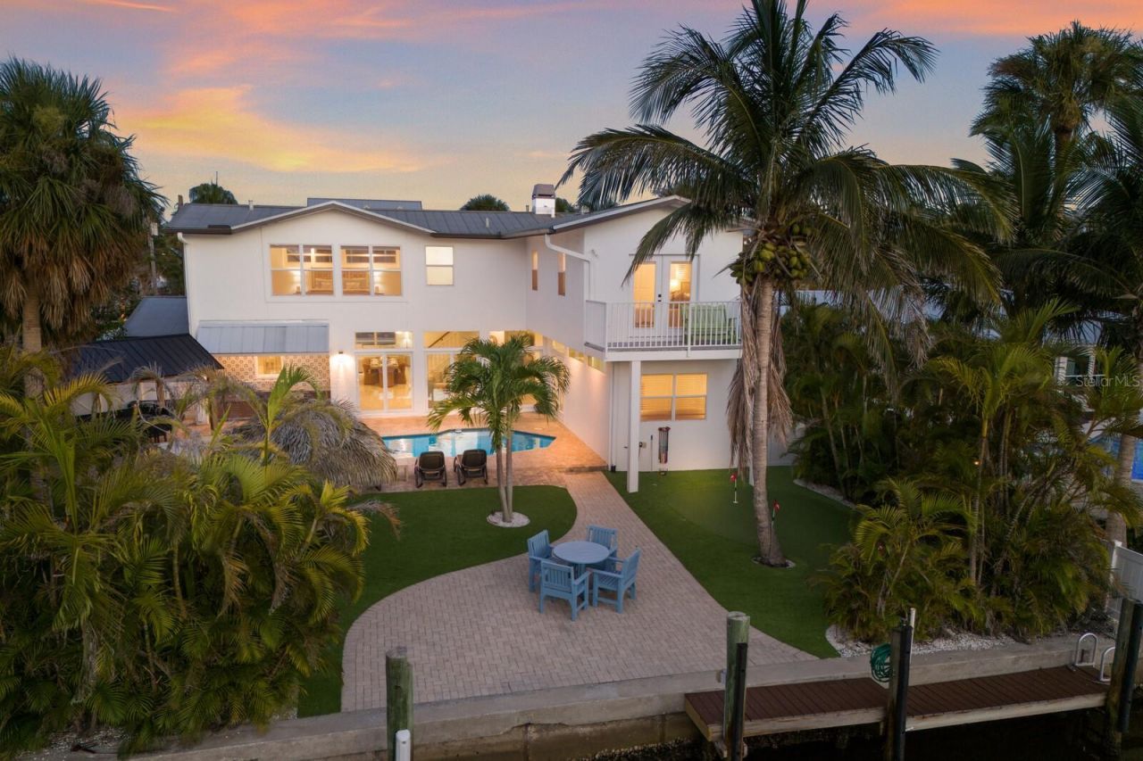 212 Oak Avenue, Anna Maria, FL 34216 Photo