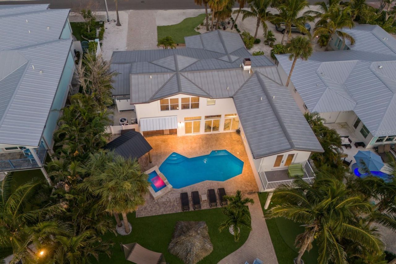 212 Oak Avenue, Anna Maria, FL 34216 Photo
