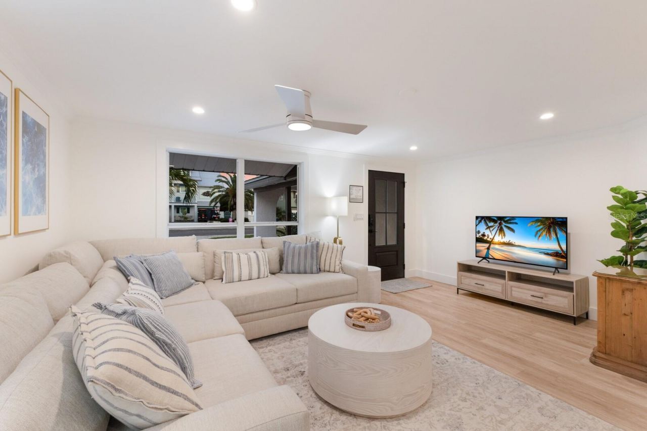 212 Oak Avenue, Anna Maria, FL 34216 Photo