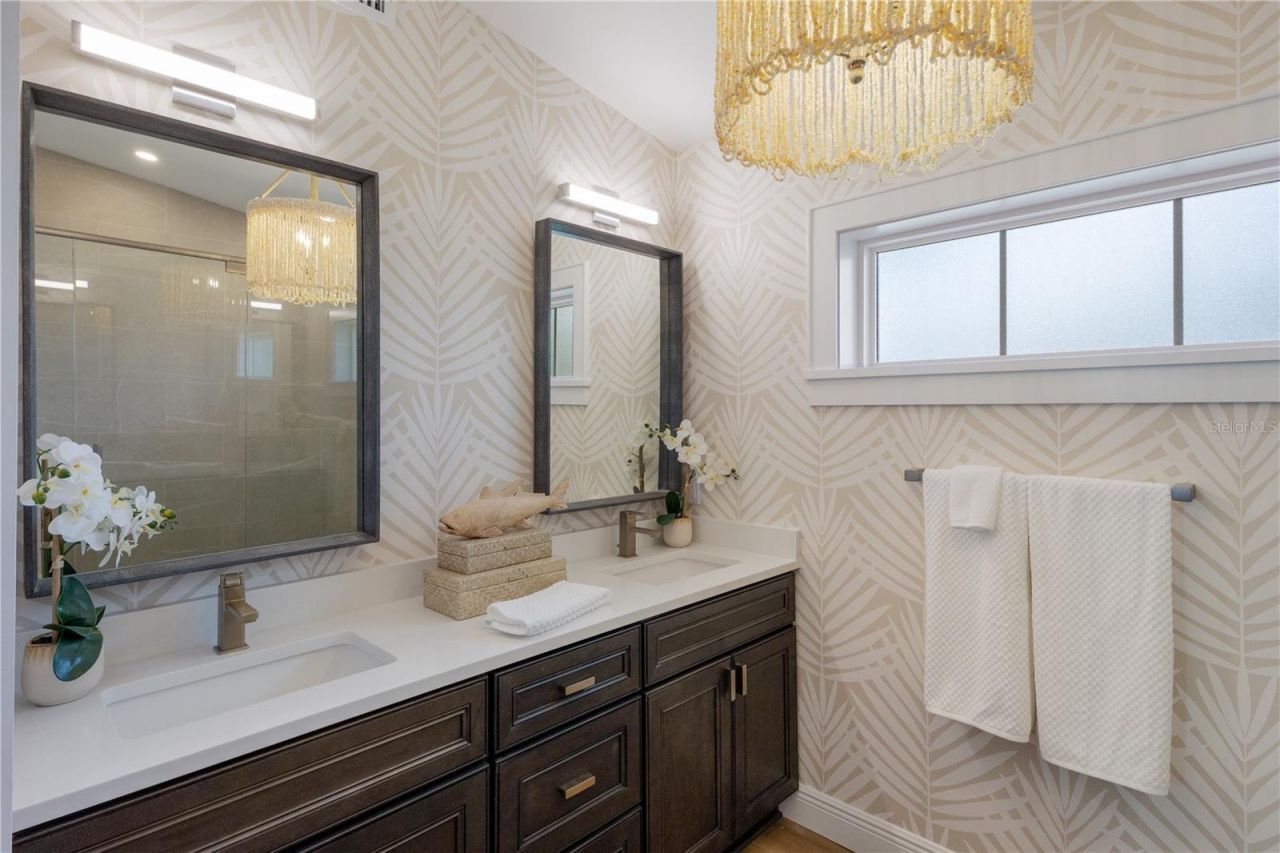 401 N Shore Drive, Anna Maria, FL 34216 Photo