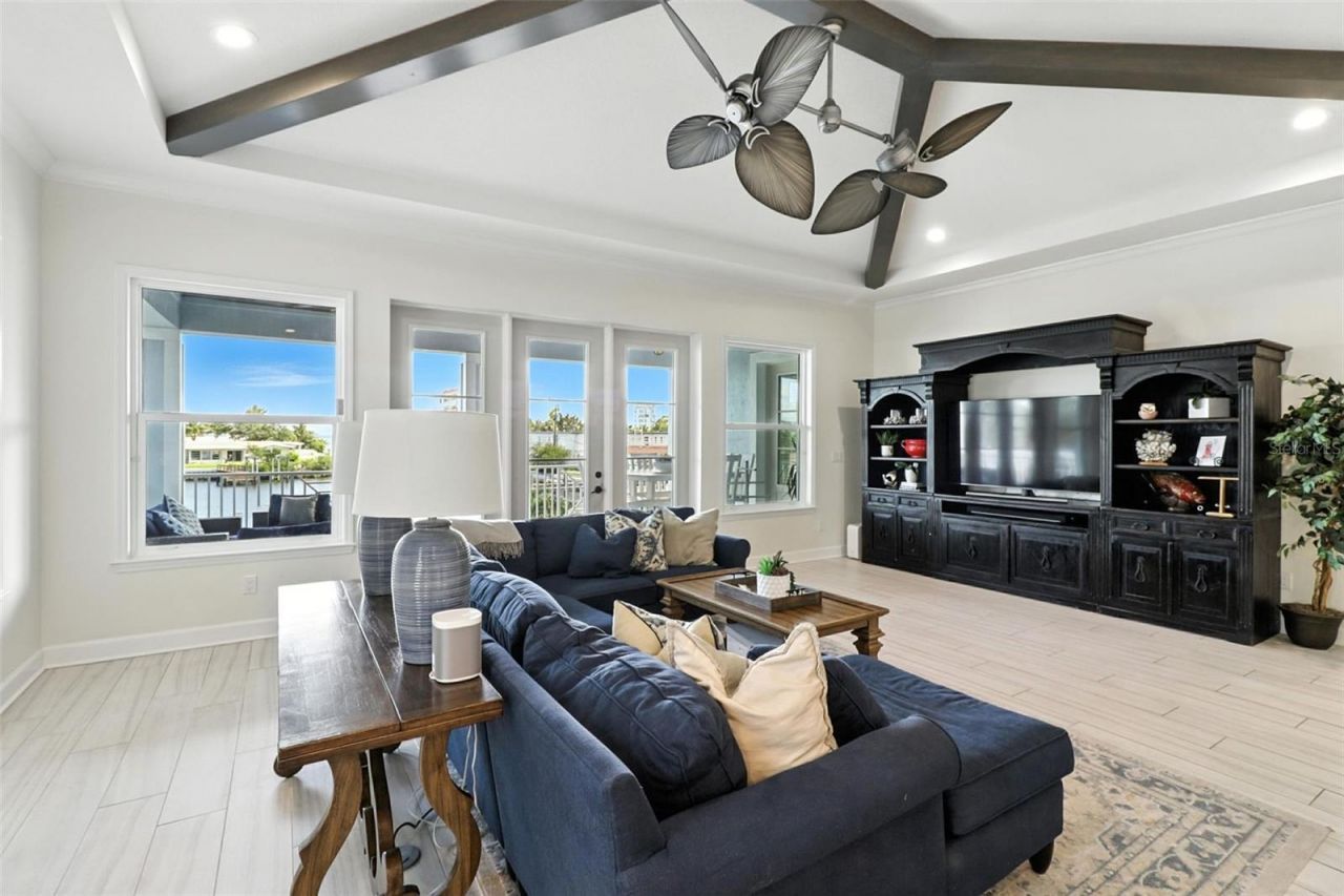 406 Venetian Drive, Clearwater, FL 33755 Photo