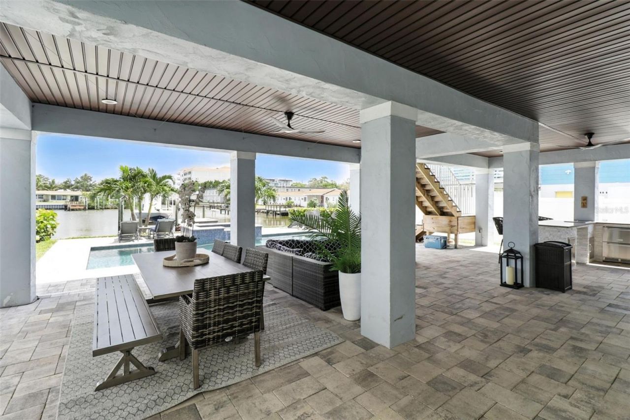 406 Venetian Drive, Clearwater, FL 33755 Photo