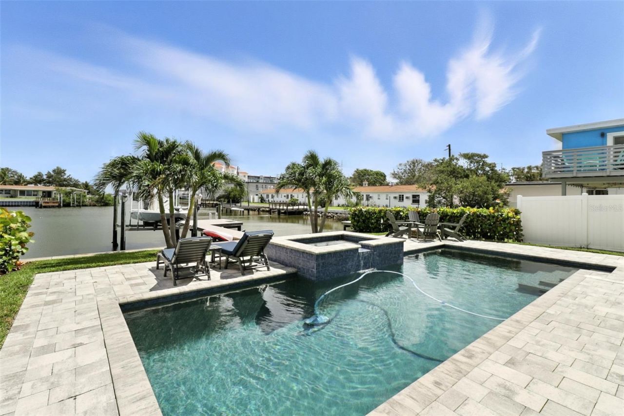 406 Venetian Drive, Clearwater, FL 33755 Photo