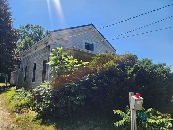 3196 N Main Street, Rock Creek, OH 44084