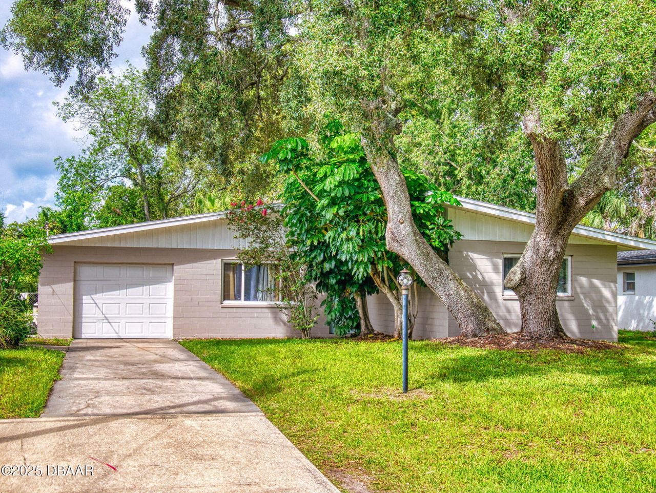 5476 W Bayshore Drive, Port Orange, FL 32127 Photo