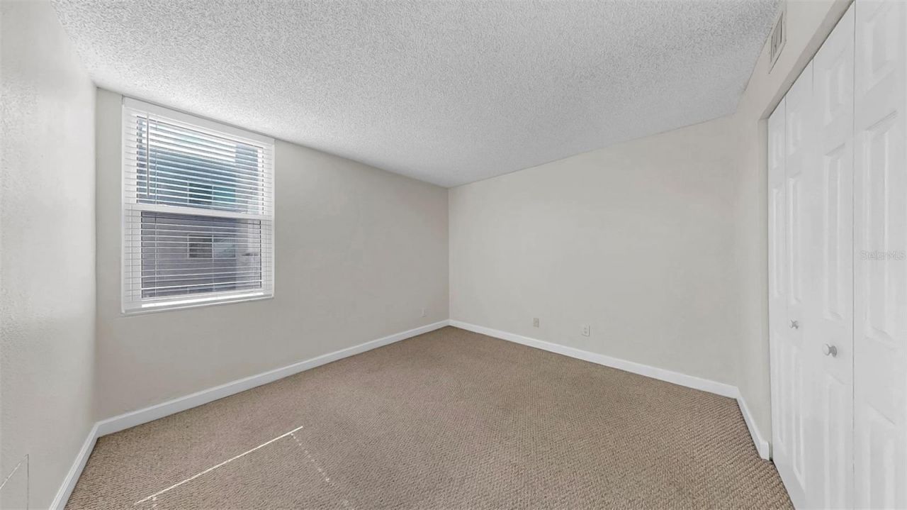 2700 Coconut Bay Lane, Unit 427, Sarasota, FL 34237 Photo