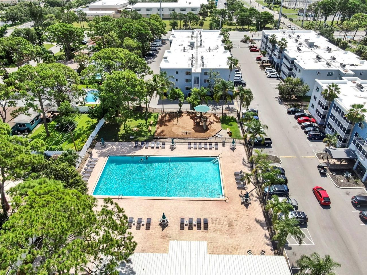 2700 Coconut Bay Lane, Unit 427, Sarasota, FL 34237 Photo