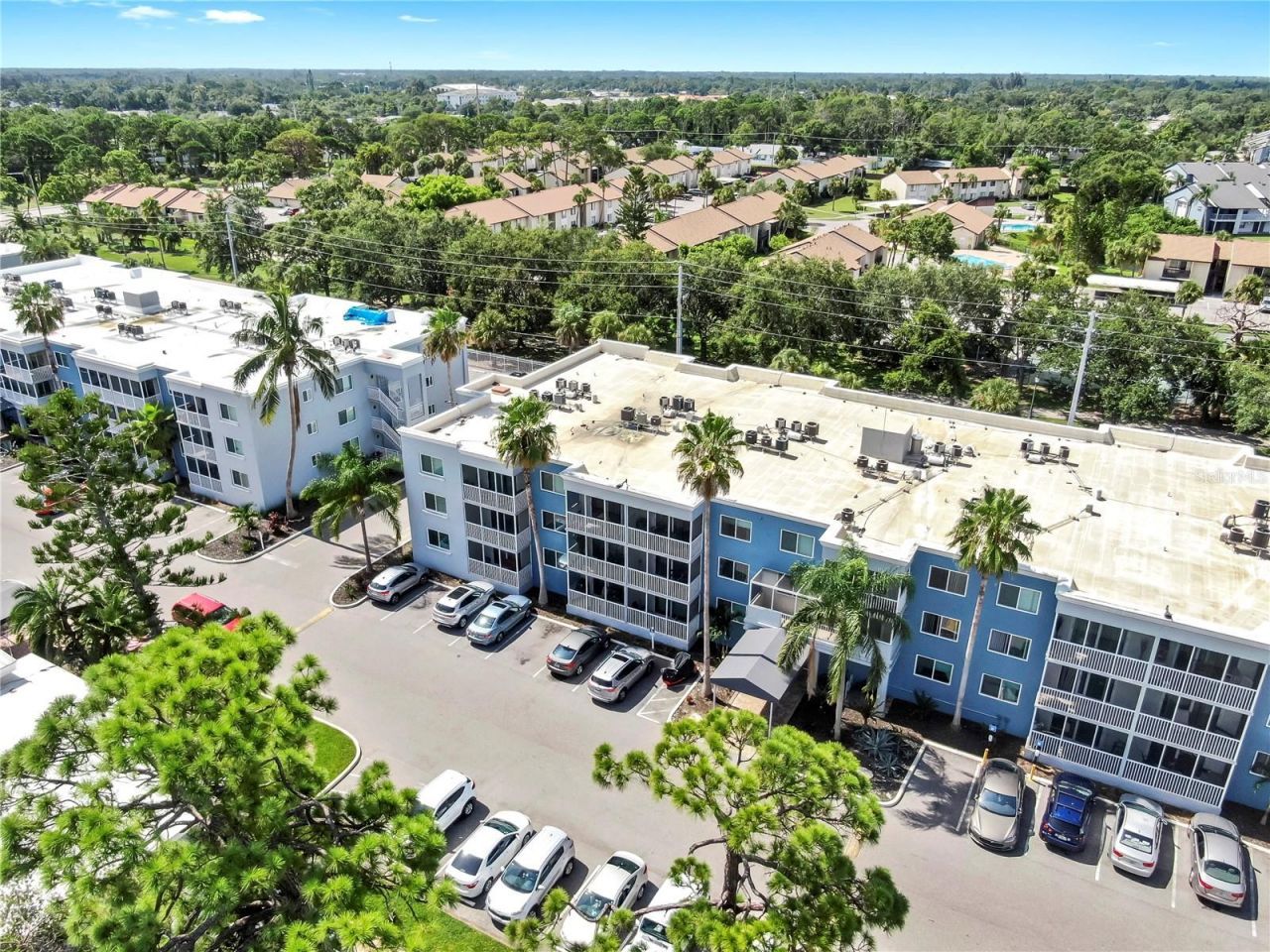 2700 Coconut Bay Lane, Unit 427, Sarasota, FL 34237 Photo