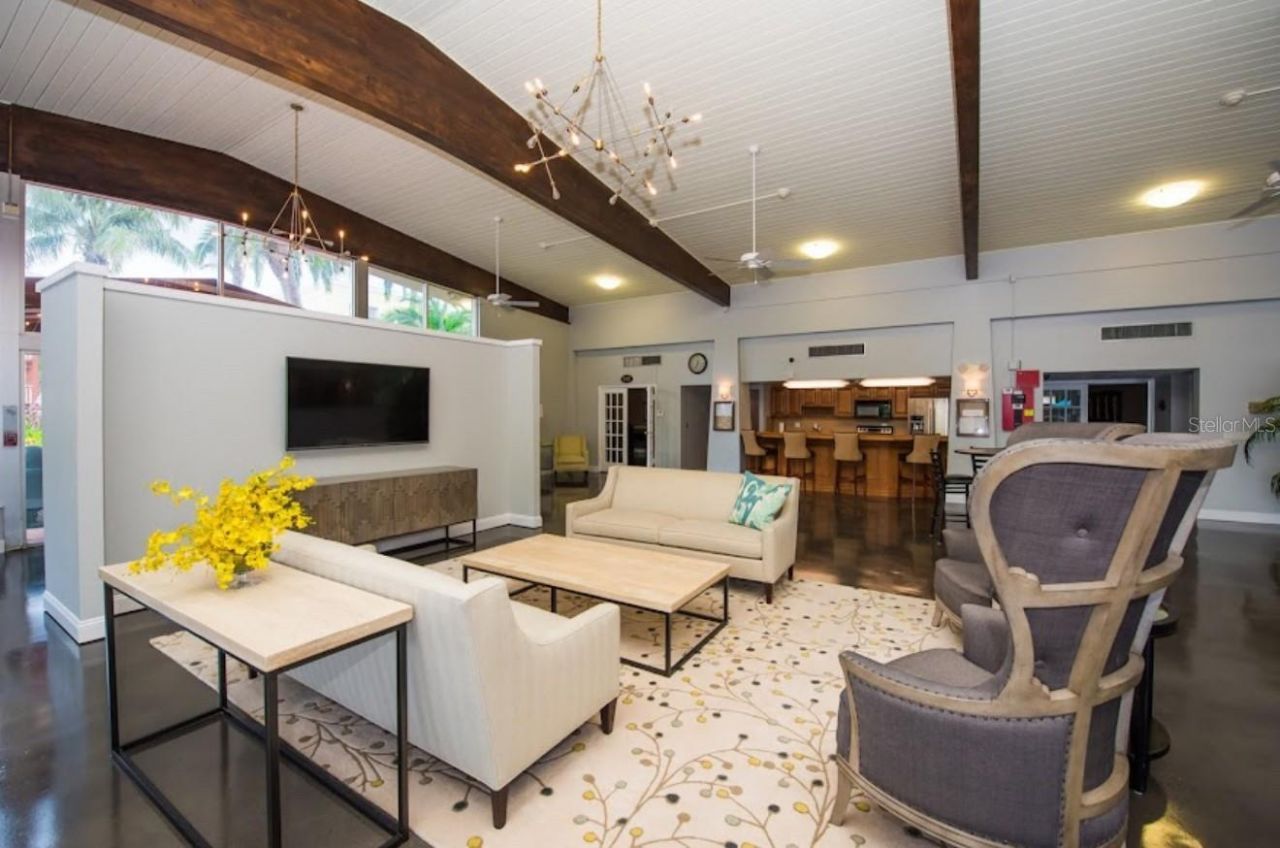 2700 Coconut Bay Lane, Unit 427, Sarasota, FL 34237 Photo