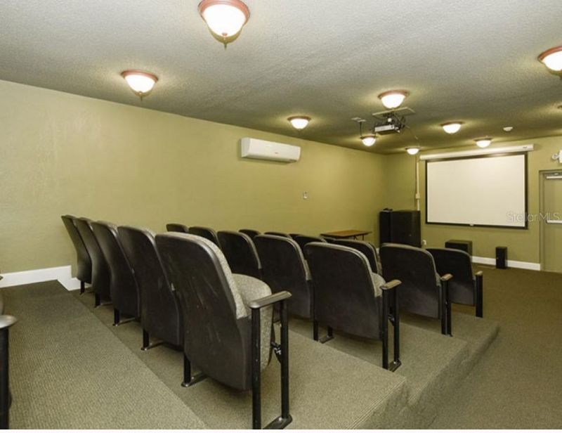 2700 Coconut Bay Lane, Unit 427, Sarasota, FL 34237 Photo