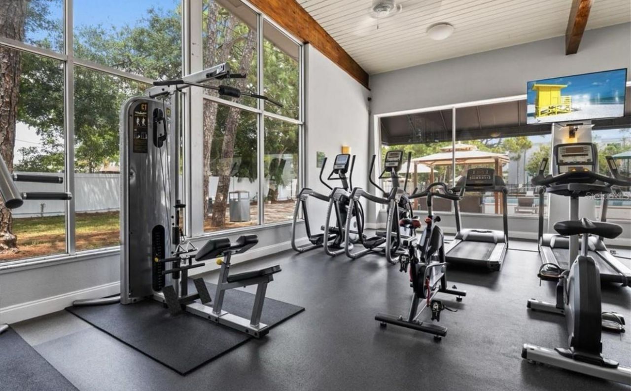 2700 Coconut Bay Lane, Unit 427, Sarasota, FL 34237 Photo