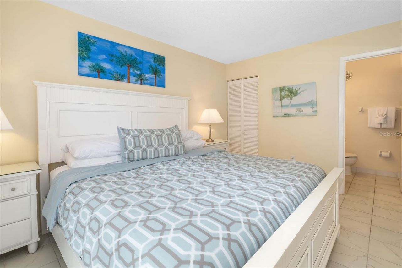 5961 Midnight Pass Road, Unit 319, Sarasota, FL 34242 Photo