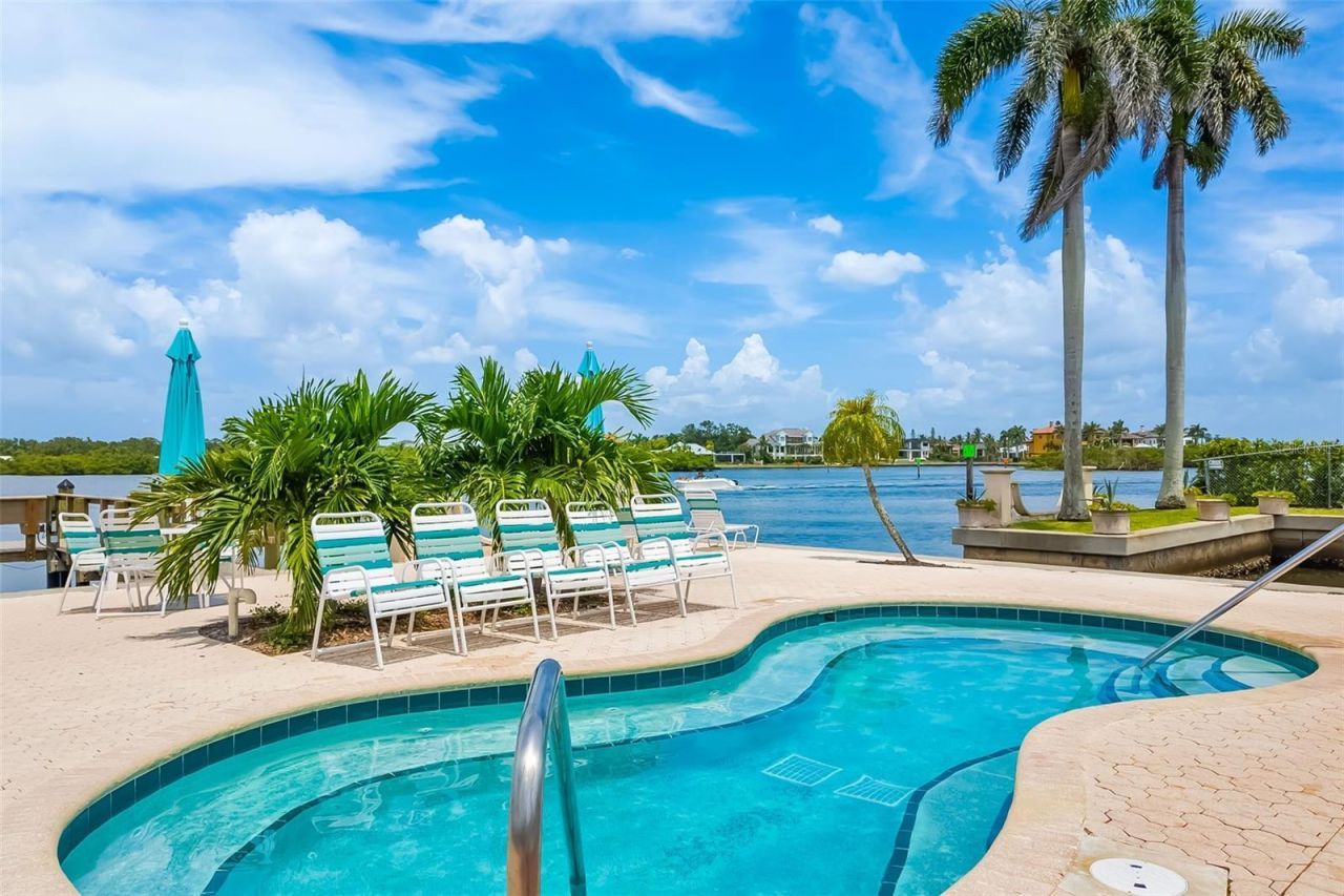 5961 Midnight Pass Road, Unit 319, Sarasota, FL 34242 Photo