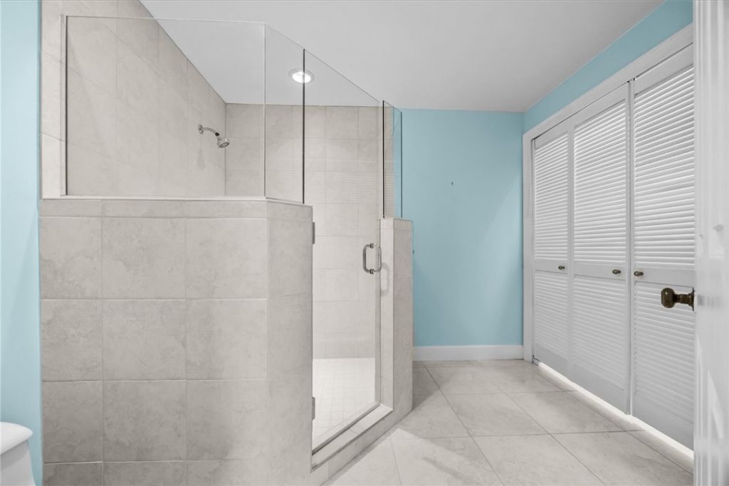 1903 Bay Road, Unit 206, Vero Beach, FL 32963 Photo