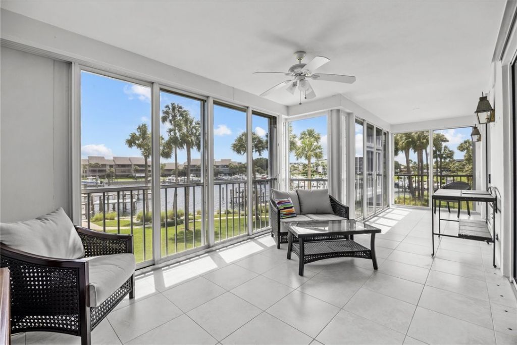 1903 Bay Road, Unit 206, Vero Beach, FL 32963 Photo