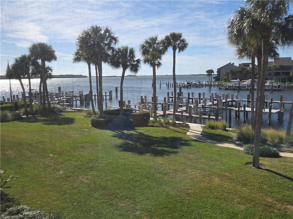 1903 Bay Road, Unit 206, Vero Beach, FL 32963 Photo