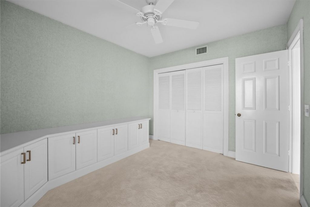 1903 Bay Road, Unit 206, Vero Beach, FL 32963 Photo