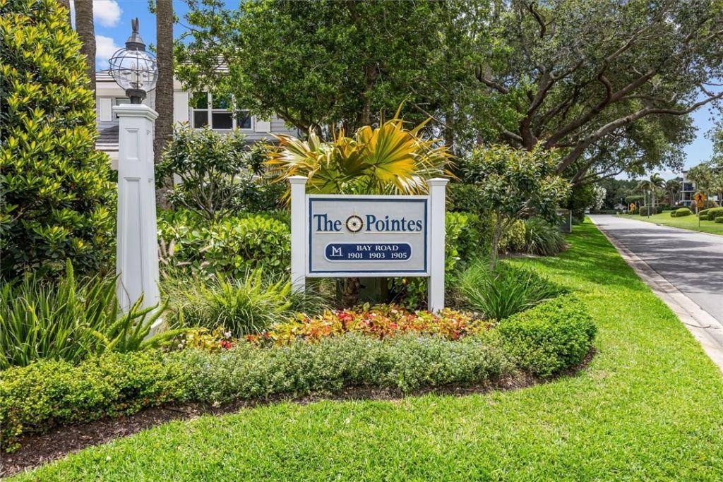 1903 Bay Road, Unit 206, Vero Beach, FL 32963 Photo