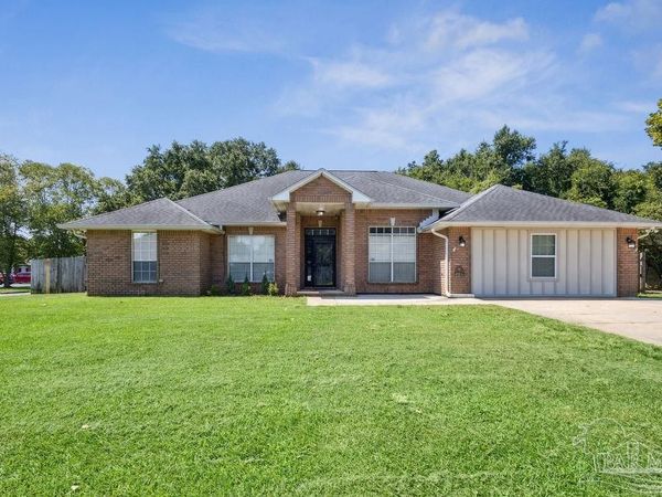 4647 Winterdale Dr, Pace, FL 32571