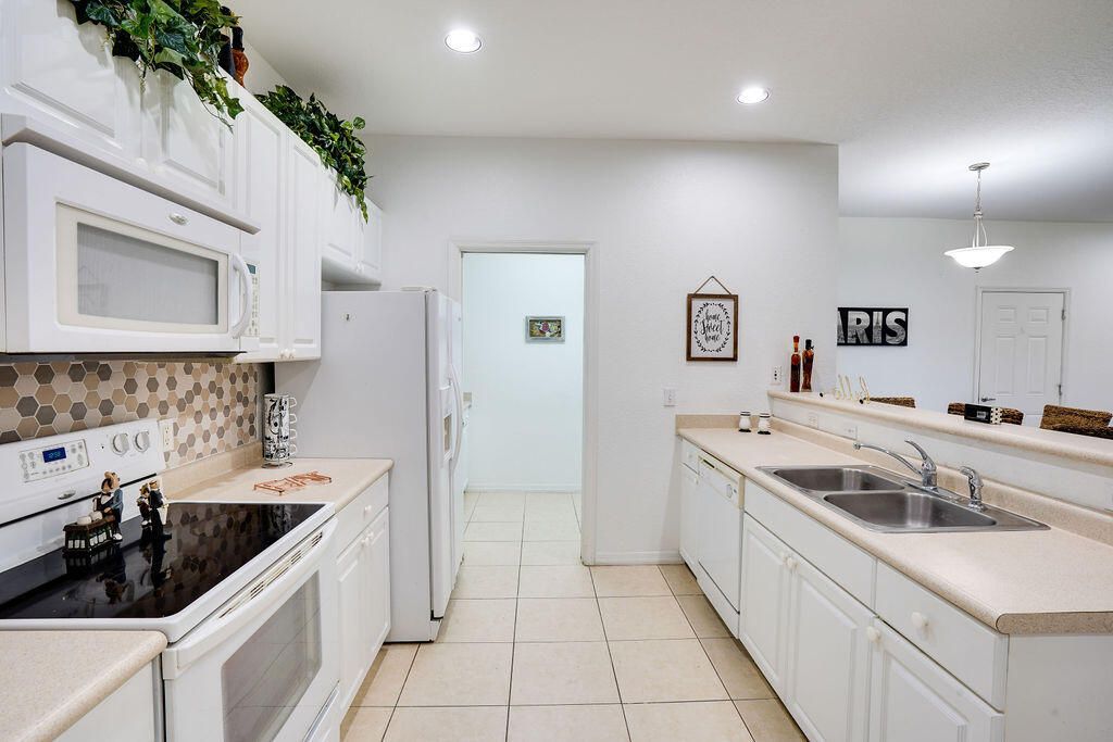 1824 Sandhill Crane B1 Drive, Unit 1, Fort Pierce, FL 34982 Photo