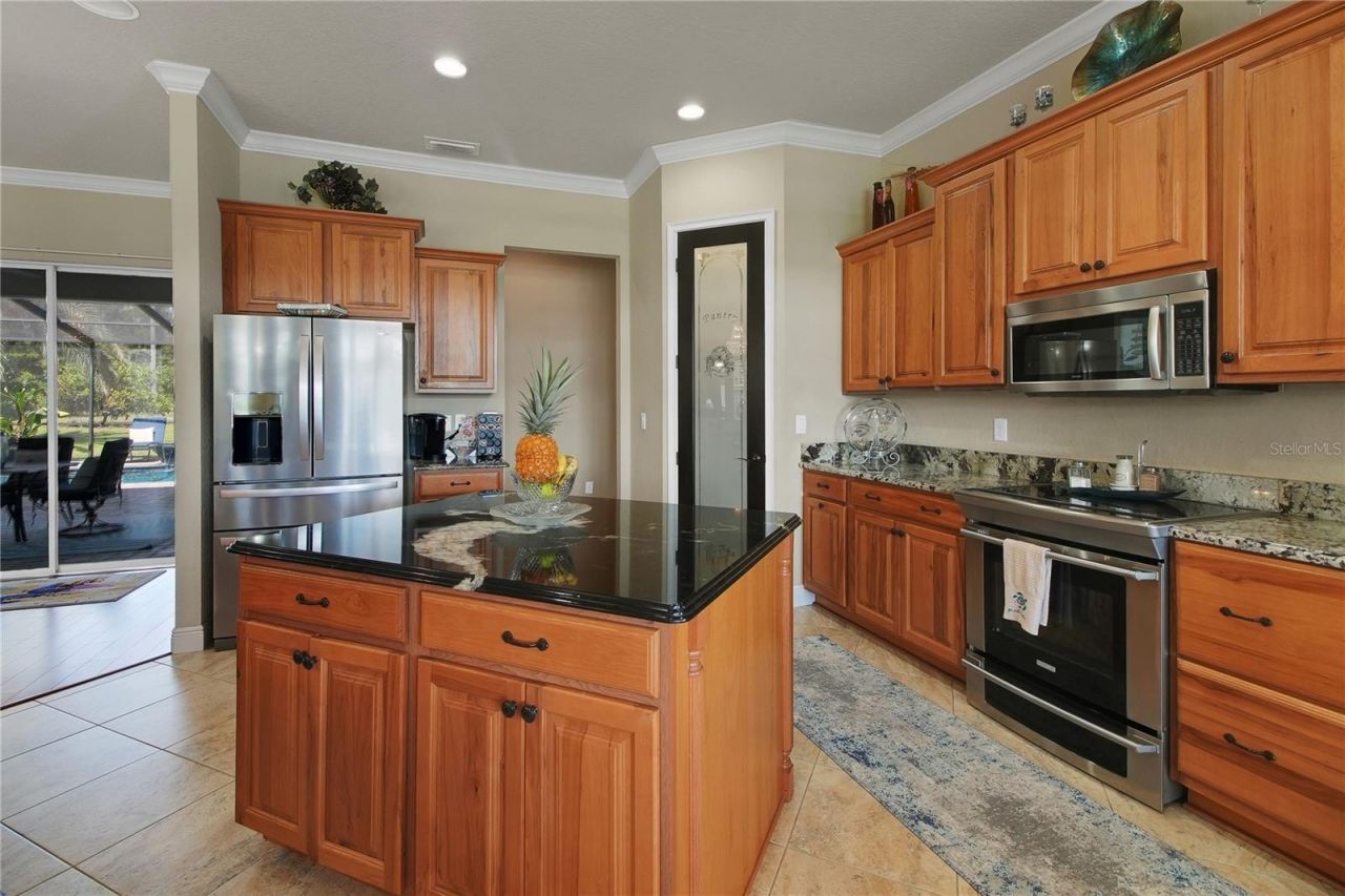 16982 SE Highway 42, Weirsdale, FL 32195 Photo