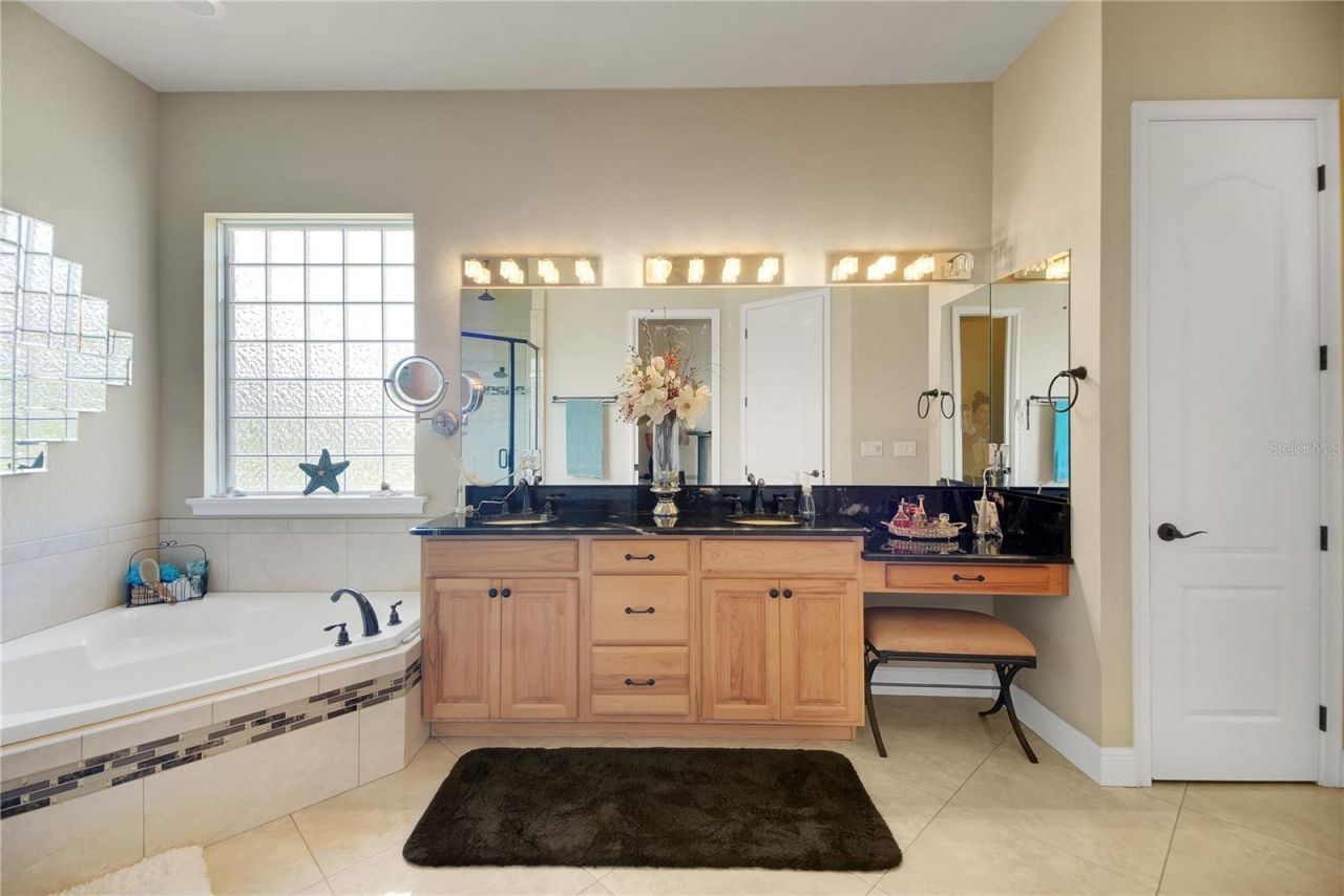 16982 SE Highway 42, Weirsdale, FL 32195 Photo