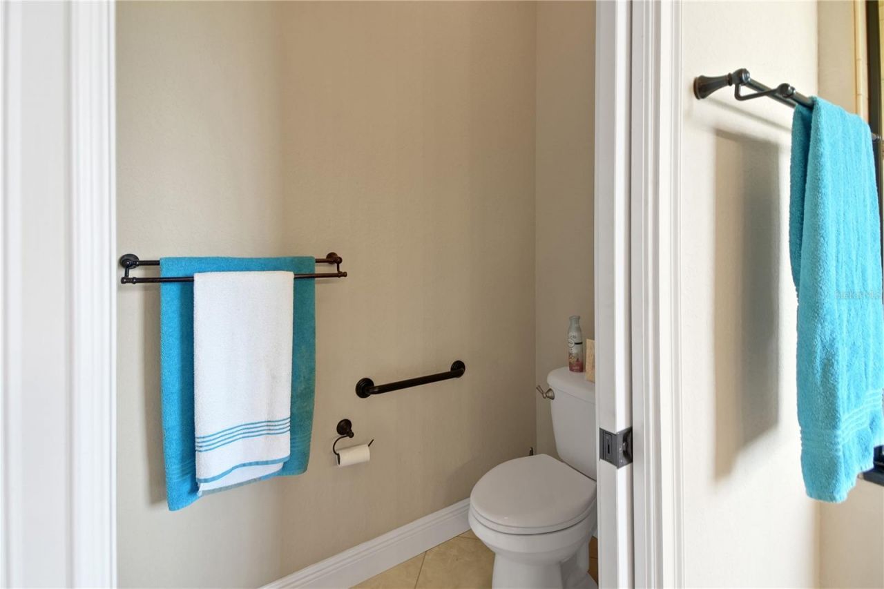 16982 SE Highway 42, Weirsdale, FL 32195 Photo