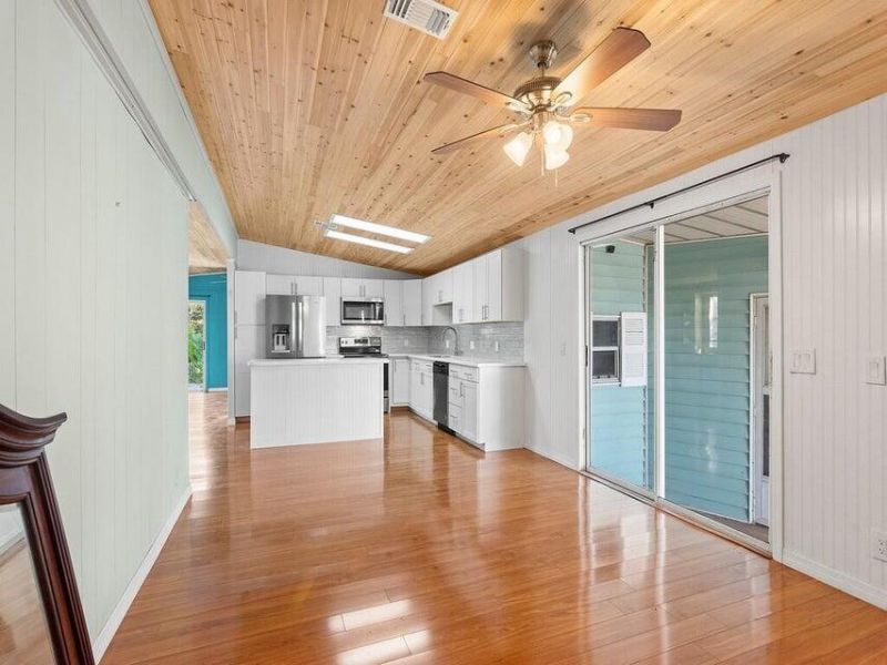 6910 SE Morningside Drive, Stuart, FL 34997 Photo