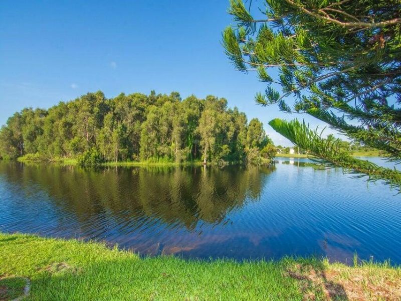 6910 SE Morningside Drive, Stuart, FL 34997 Photo