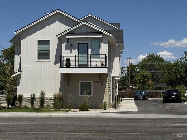 6726 W Overland, Boise, ID 83709
