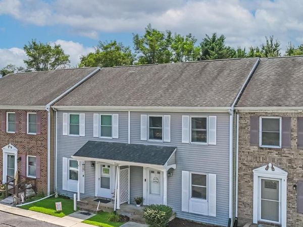 4 FRANKLIN SQUARE, BERLIN, MD 21811
