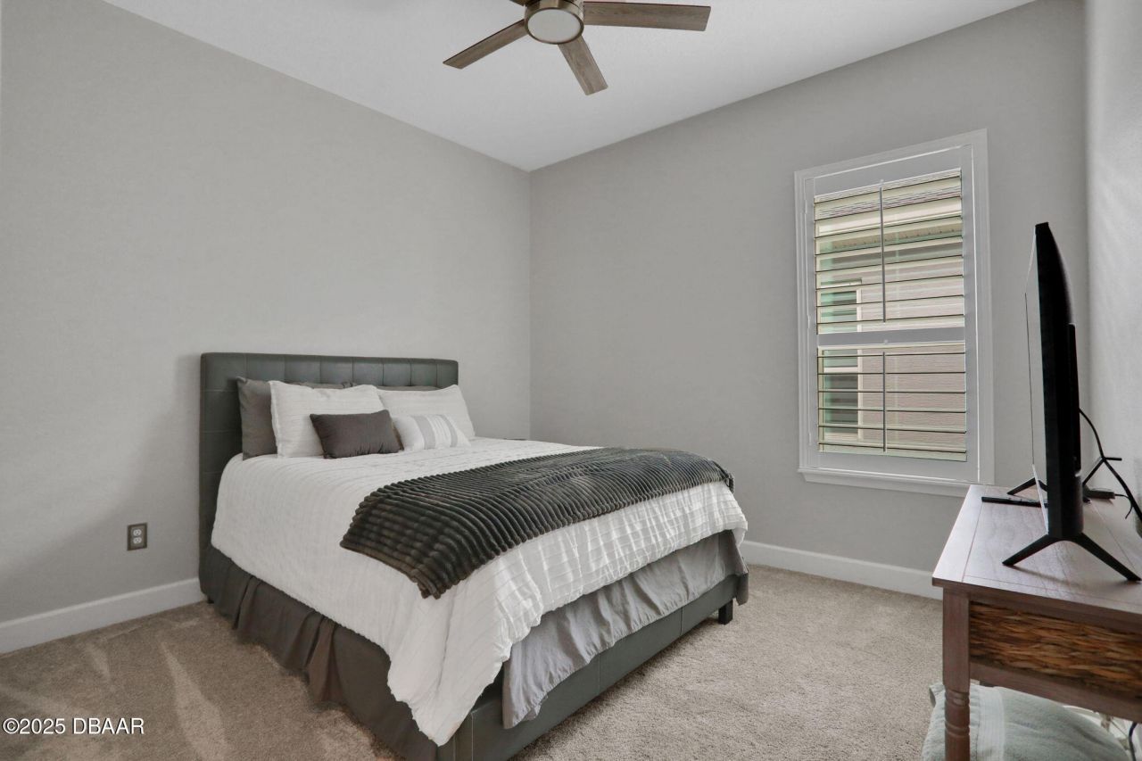 402 Aquamarine Way, Daytona Beach, FL 32124 Photo