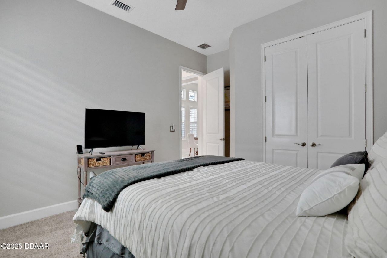 402 Aquamarine Way, Daytona Beach, FL 32124 Photo