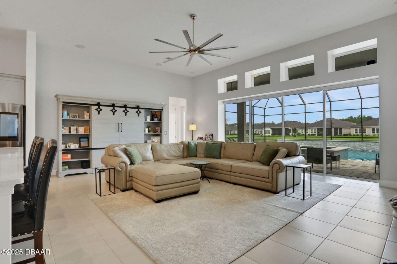 402 Aquamarine Way, Daytona Beach, FL 32124 Photo