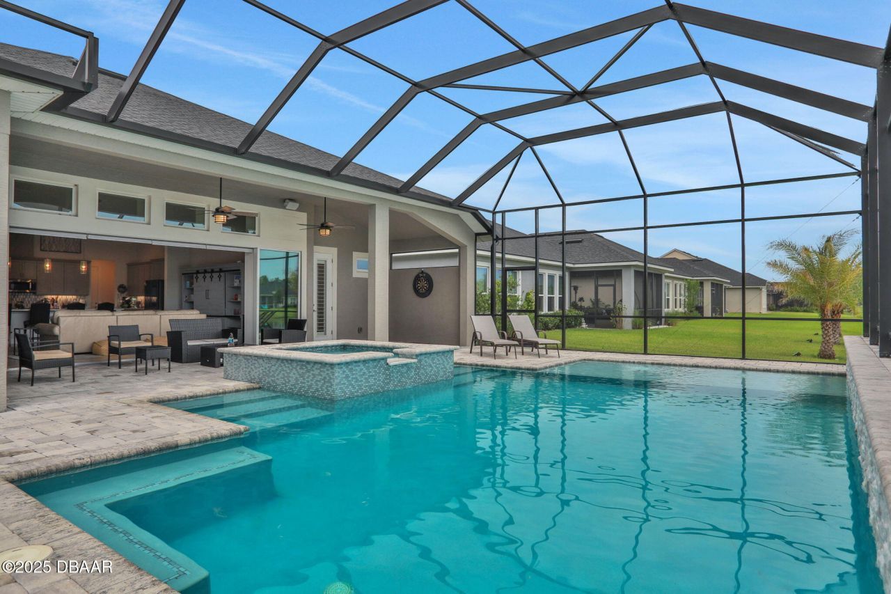 402 Aquamarine Way, Daytona Beach, FL 32124 Photo