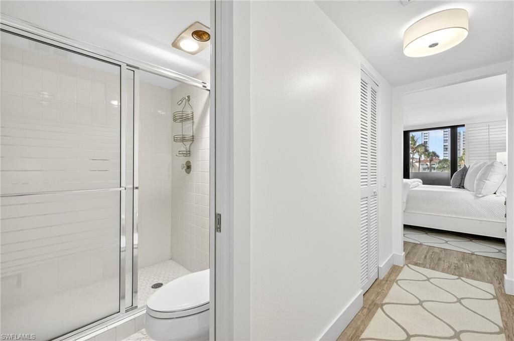 4001 Gulf Shore Blvd N, Unit 105, Naples, Fl 34103 Photo